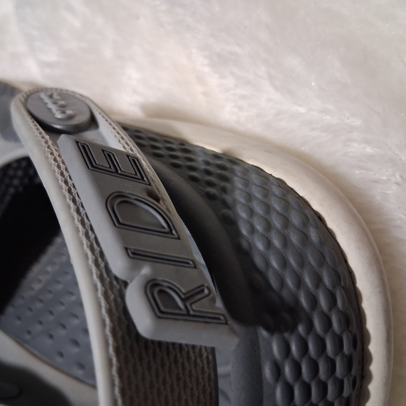 CROCS Gray Sandals Lightweight Perforated Design - Picture 7 of 9